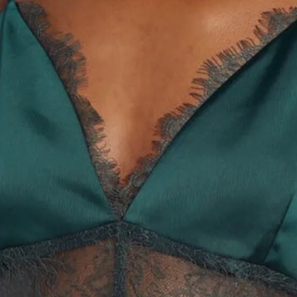 WAYF Lace Tank Top - Picture 8 of 8